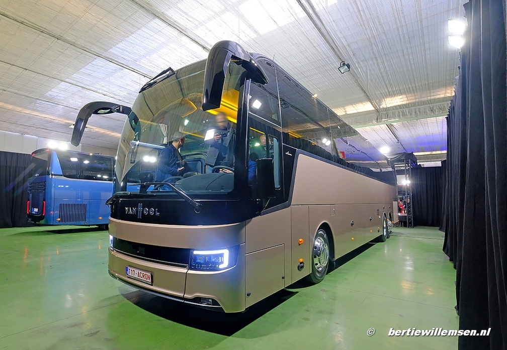 Van Hool T17 Acron